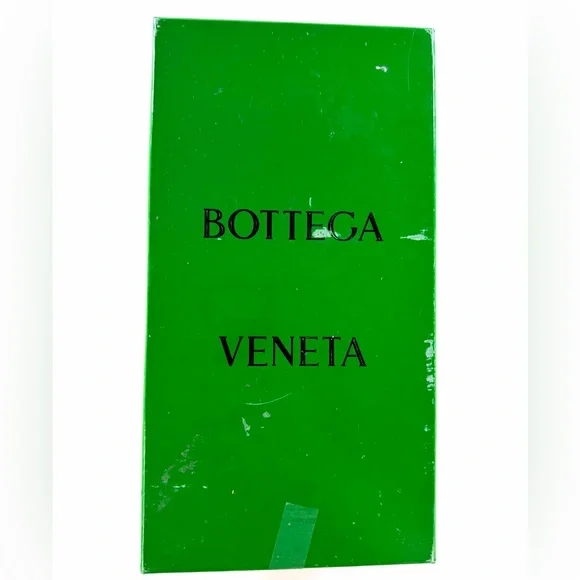 BOTTEGA VENETA INTL SARL LUXEMBOURG AMY FLAT SANDAL Size 8-8.5 W Retail $890.0 - Picture 6 of 7